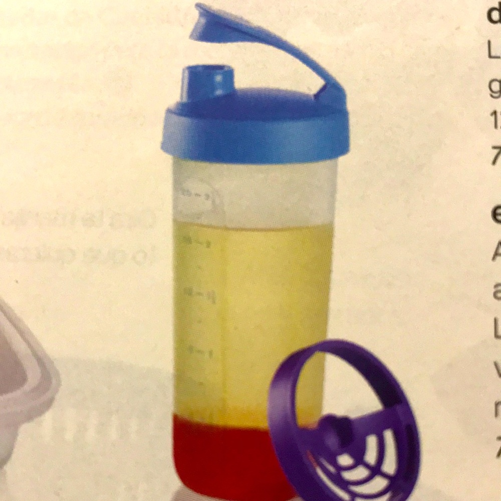 TUPPERWARE QUICK SHAKE - Picture 3 of 7